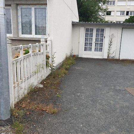 Isa Aparthotel Issoudun Kültér fotó